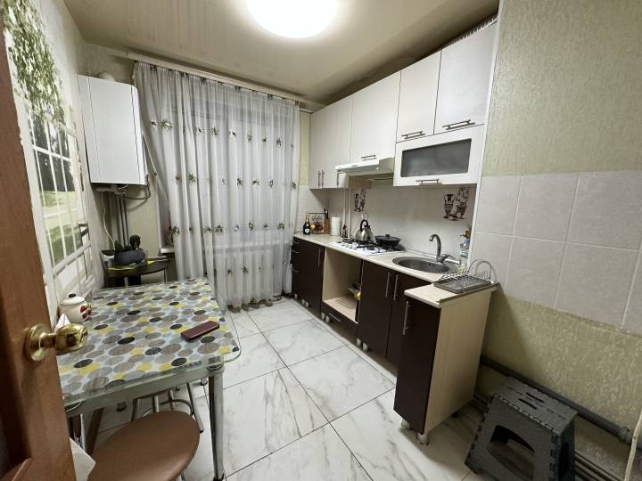 Покровськ/Лазурний