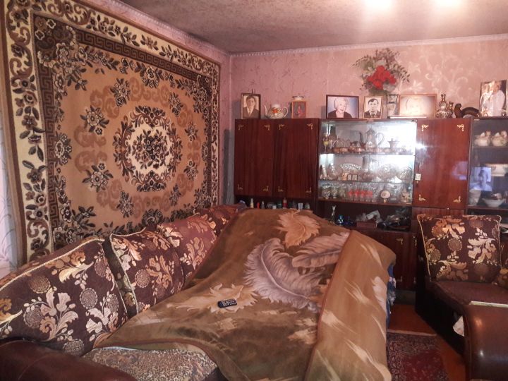 Покровськ/Дінас